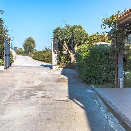 Ciumara West Holiday home Avola